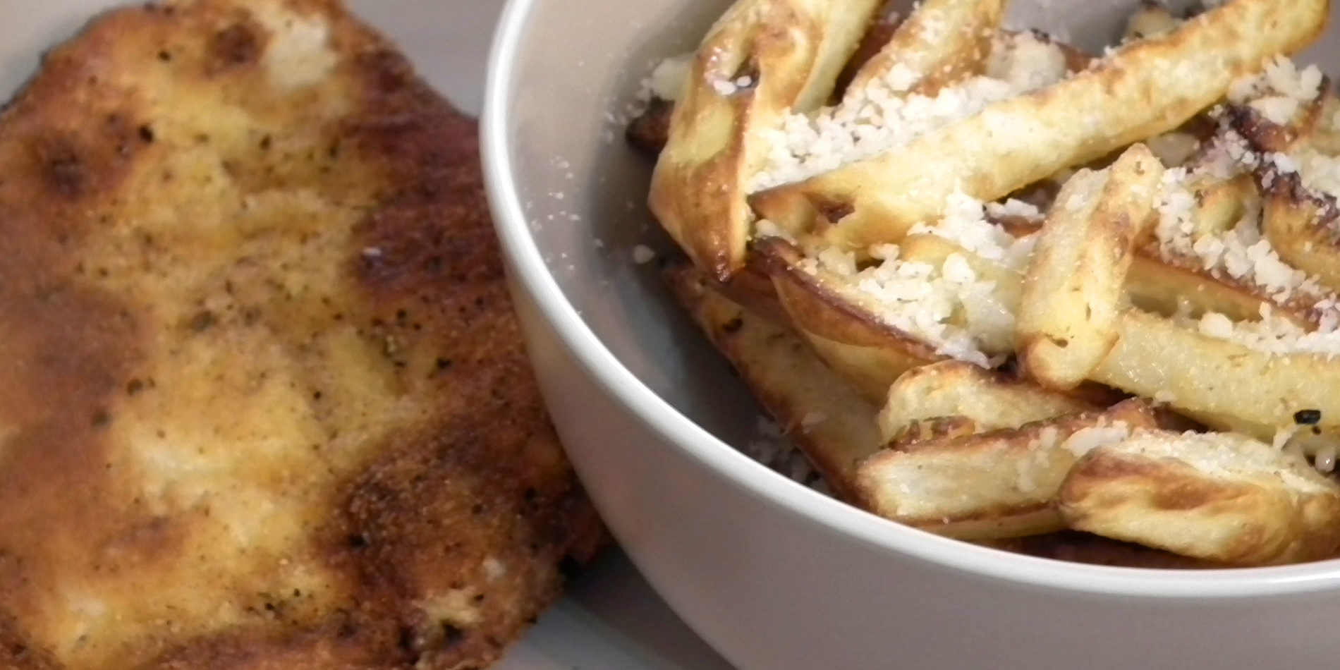 Cajun fried chicken with truffle and parmesan chips
