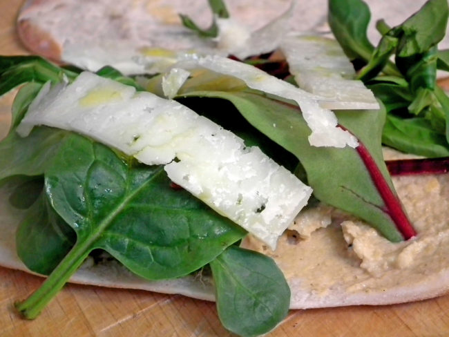 hummus-manchego-pitta Hummus & manchego cheese pitta