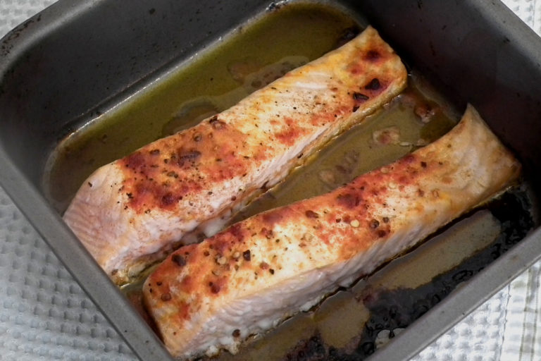 paprika-roasted-salmon Paprika roasted salmon recipe