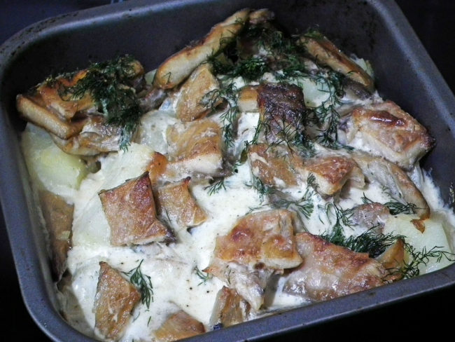Smoked mackerel and potato bake