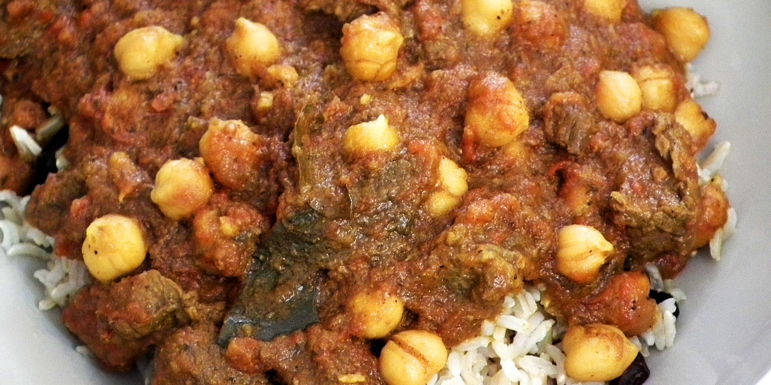 Beef and chickpea curry