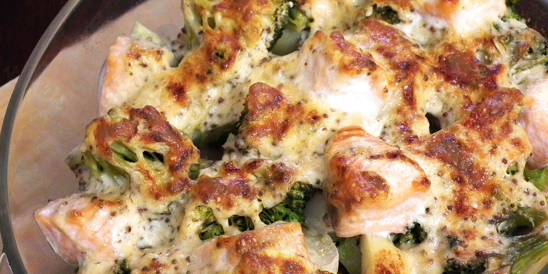 salmon-potato-broccoli-bake-2 salmon and broccoli potato bake