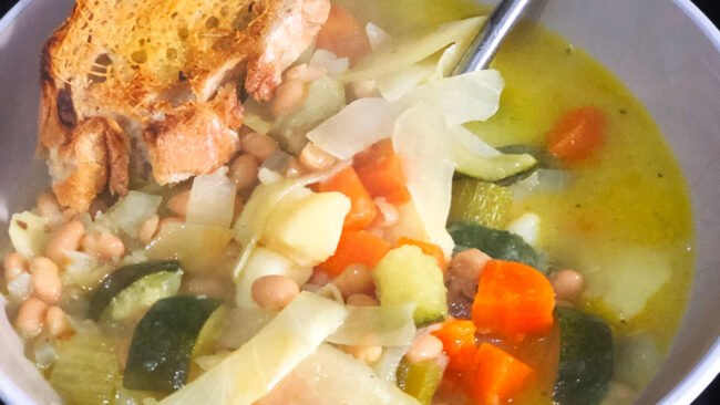italian-minestrone-soup