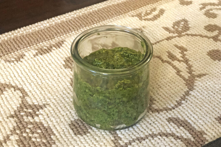 pesto-sauce-food-fanatic