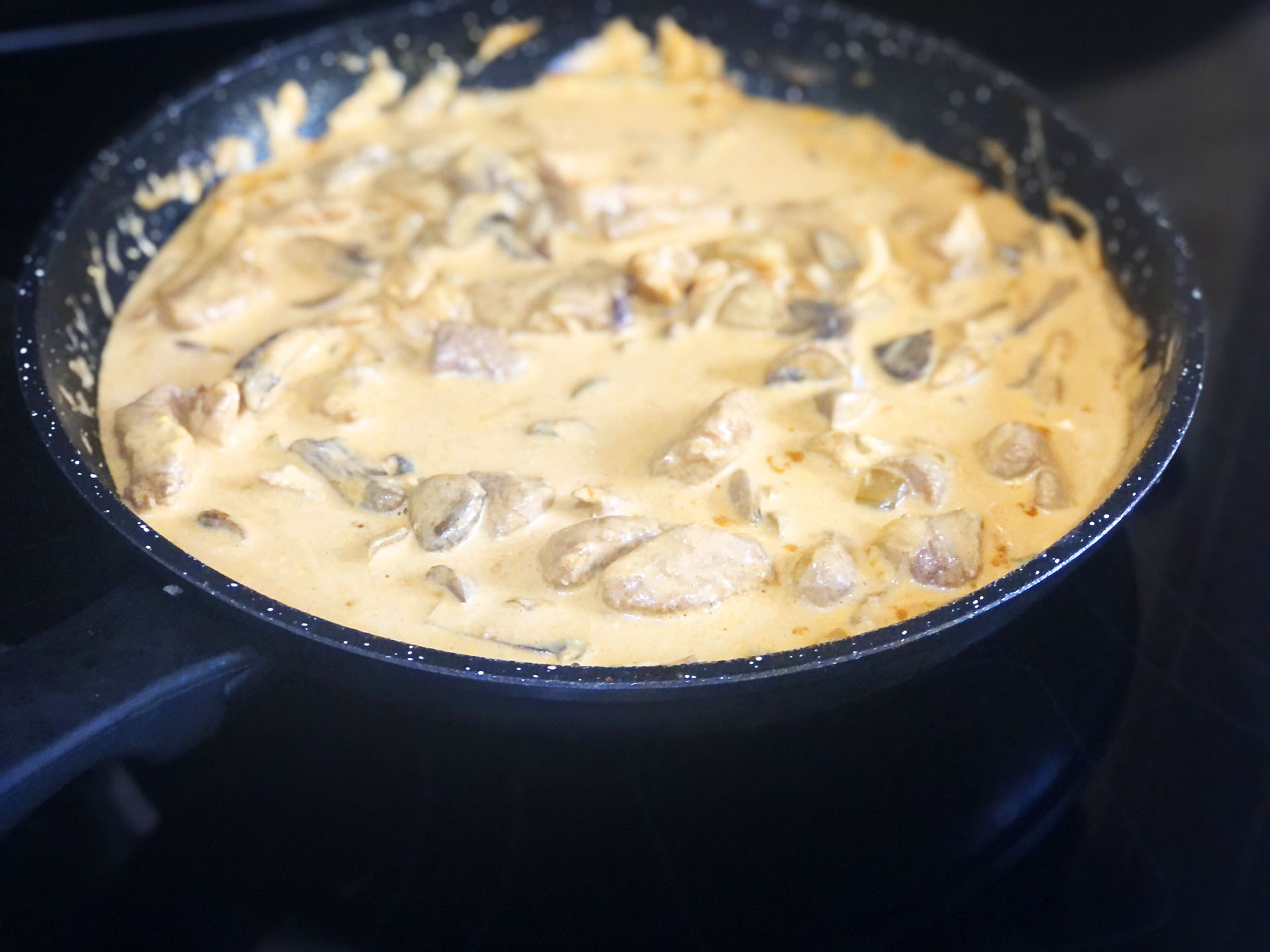 quick-pork-stroganoff